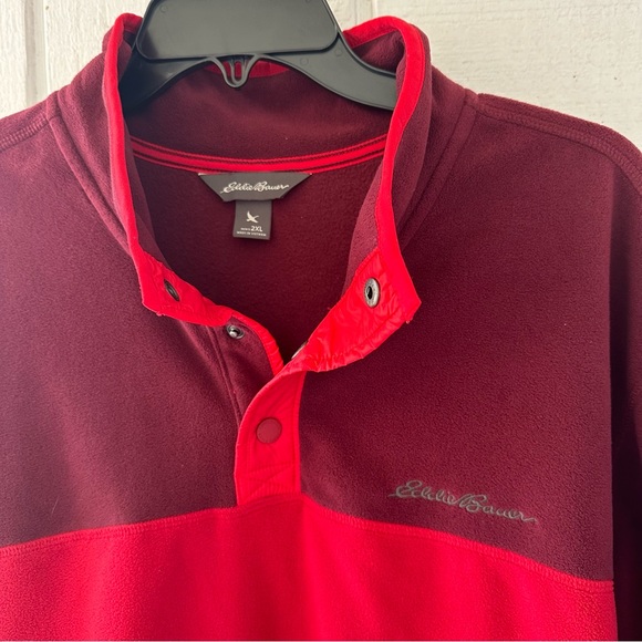 Eddie Bauer men’s XXL two front pocket pullover shirt. New with tags. $80 value. - Picture 2 of 5